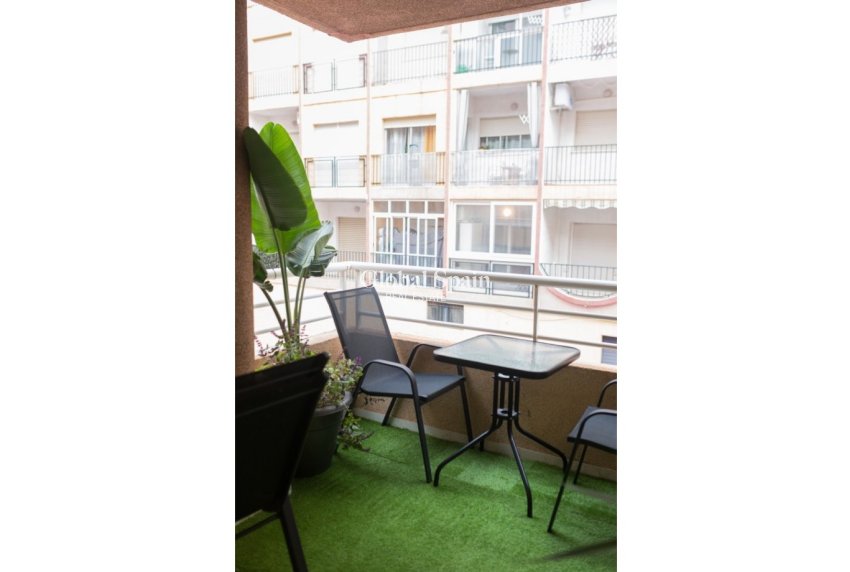 Revente - APPARTEMENT -
TORREVIEJA - Costa Blanca