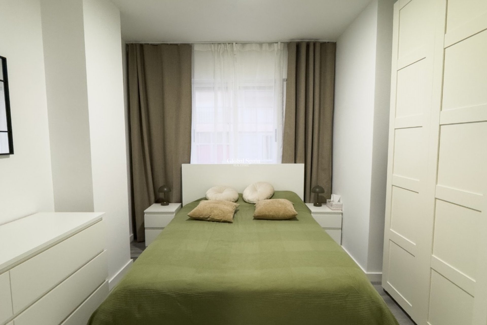 Revente - APPARTEMENT -
TORREVIEJA - Costa Blanca