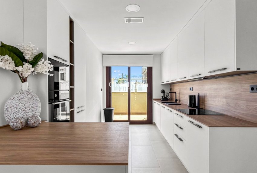 Revente - APPARTEMENT -
TORREVIEJA - Costa Blanca