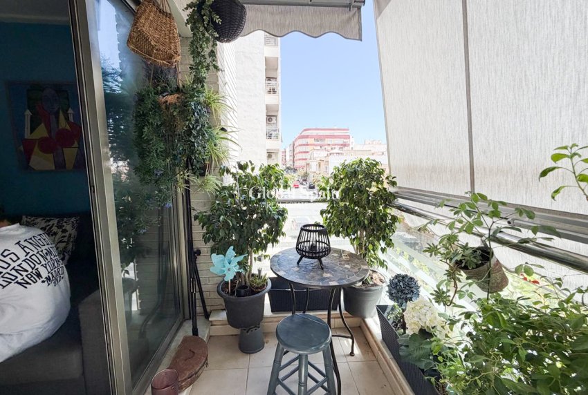 Revente - APPARTEMENT -
TORREVIEJA - Costa Blanca