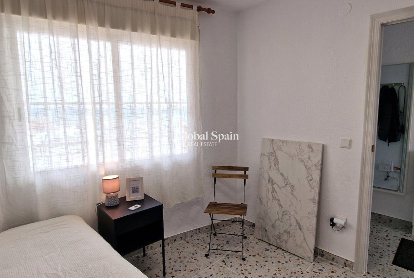 Revente - APPARTEMENT -
TORREVIEJA - Costa Blanca