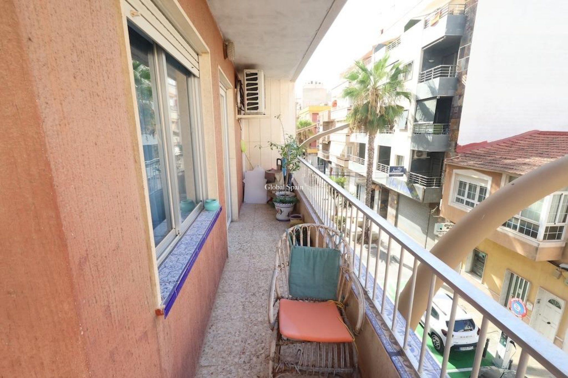 Revente - APPARTEMENT -
TORREVIEJA - Costa Blanca
