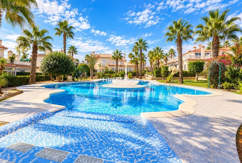 Revente - APPARTEMENT -
TORREVIEJA - Costa Blanca