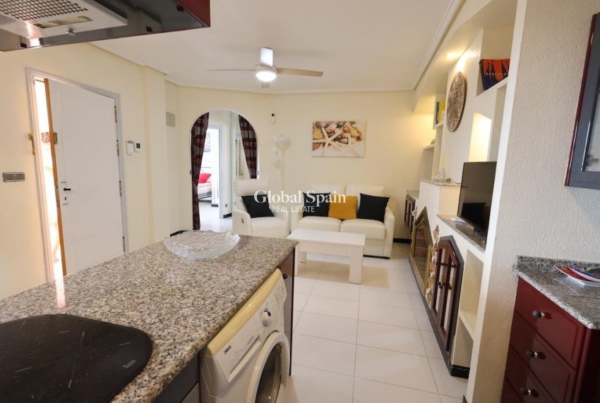 Revente - APPARTEMENT -
TORREVIEJA - Costa Blanca
