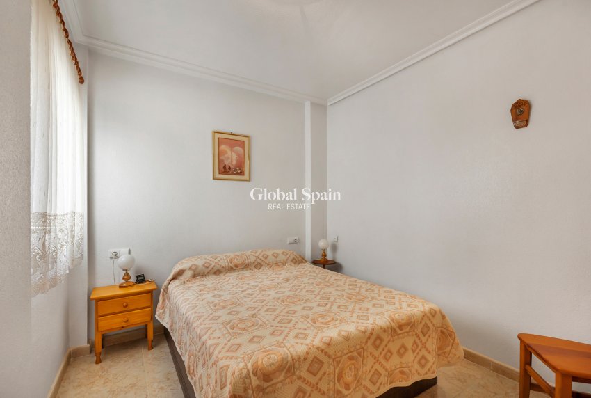 Revente - APPARTEMENT -
TORREVIEJA - Costa Blanca