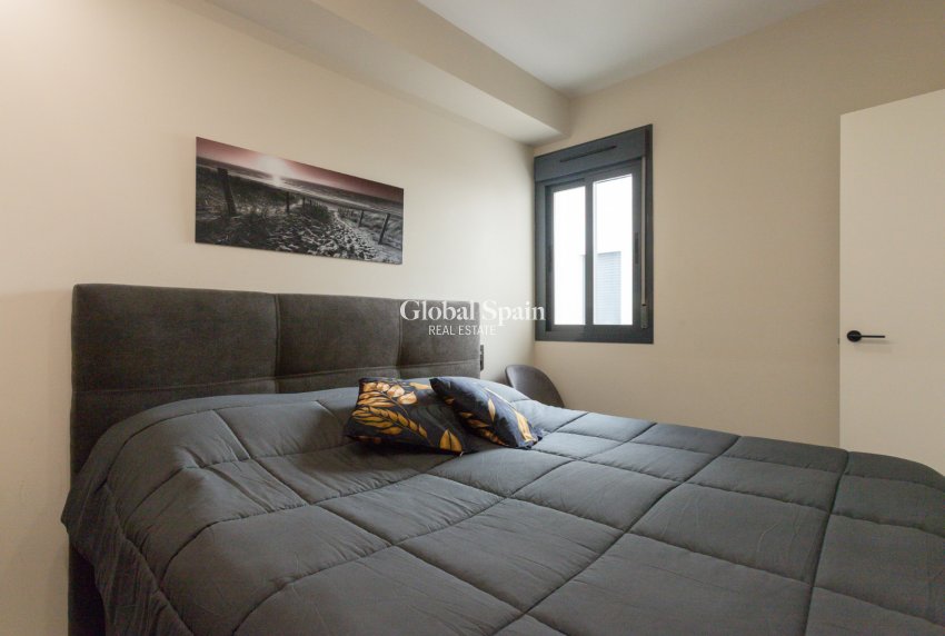 Revente - APPARTEMENT -
TORREVIEJA - Costa Blanca