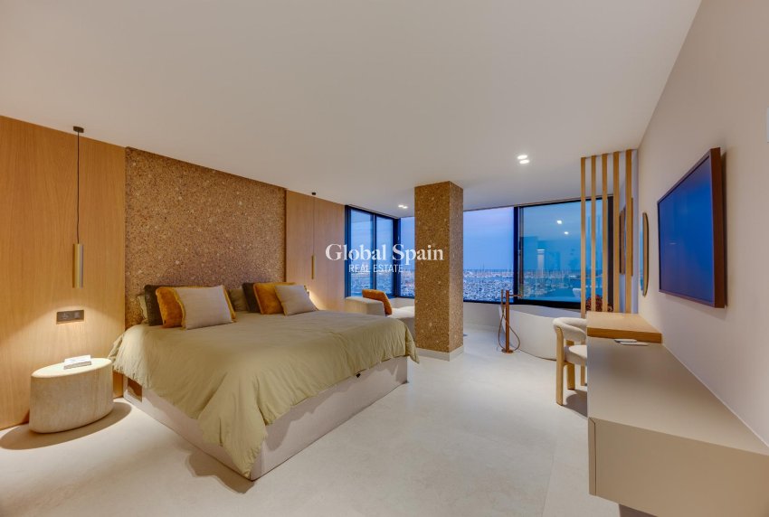Revente - APPARTEMENT -
TORREVIEJA - Costa Blanca