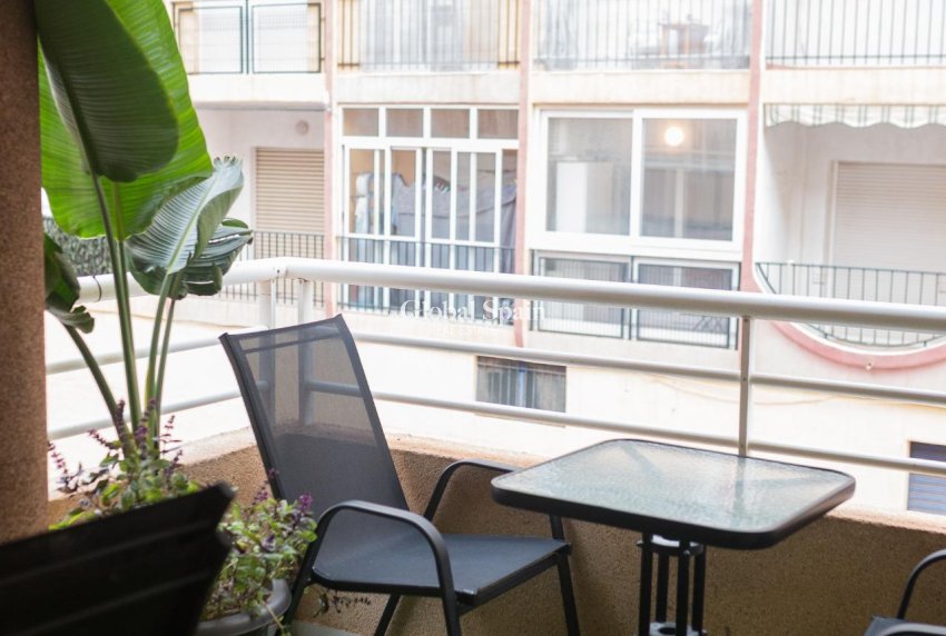 Revente - APPARTEMENT -
TORREVIEJA - Curva Del Palangre