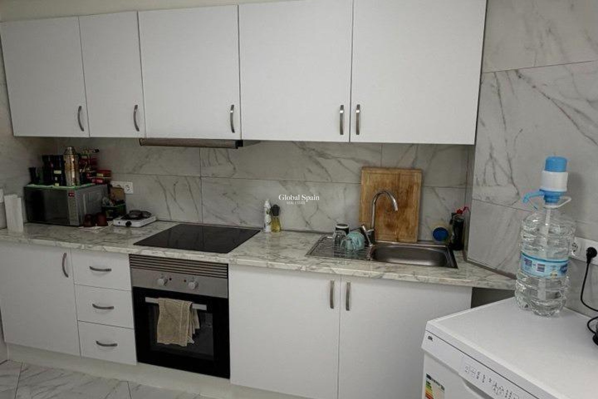 Revente - APPARTEMENT -
TORREVIEJA - Curva Del Palangre