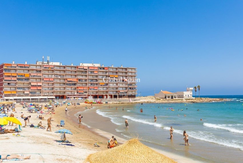 Revente - APPARTEMENT -
TORREVIEJA - Curva Del Palangre