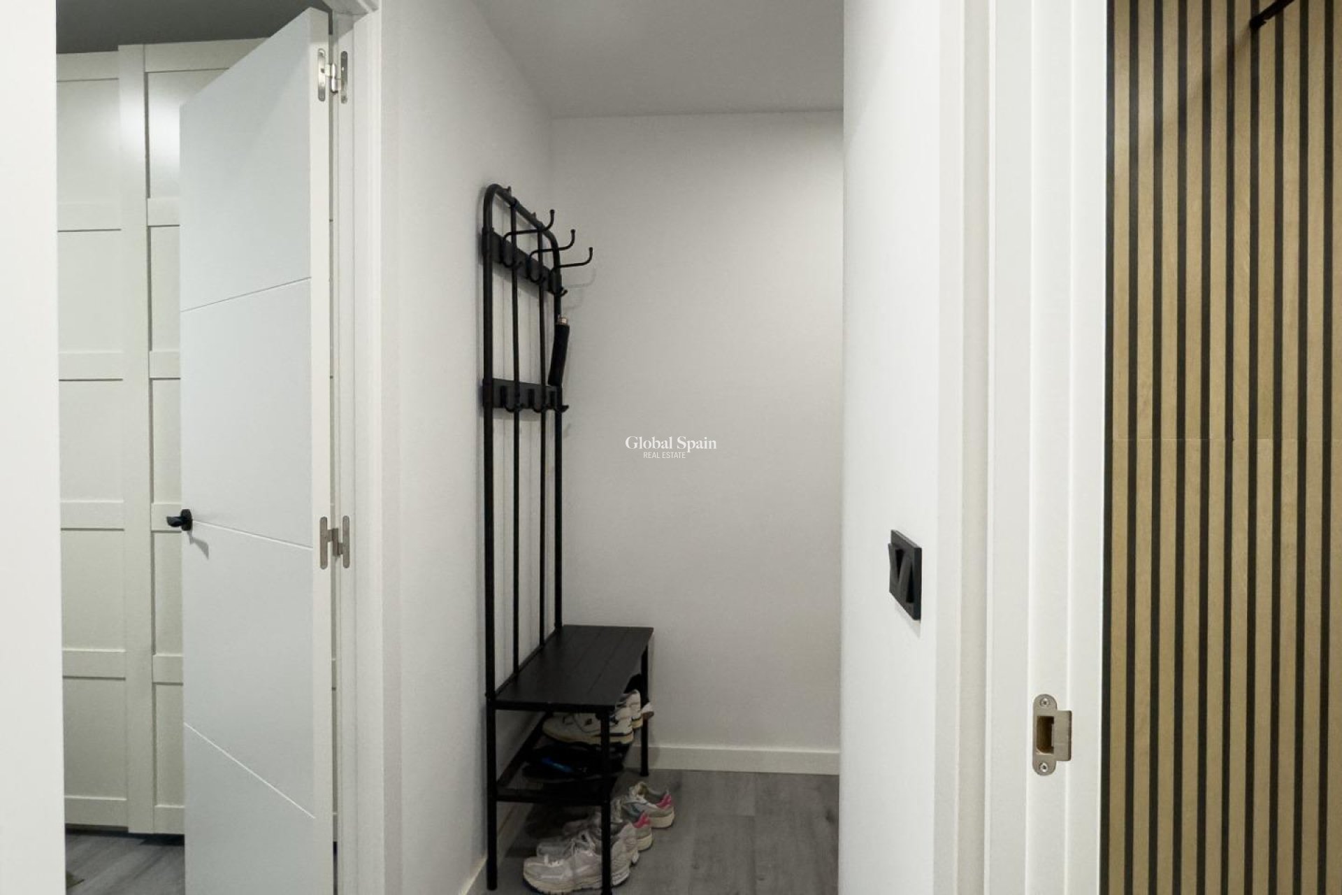 Revente - APPARTEMENT -
TORREVIEJA - Curva Del Palangre