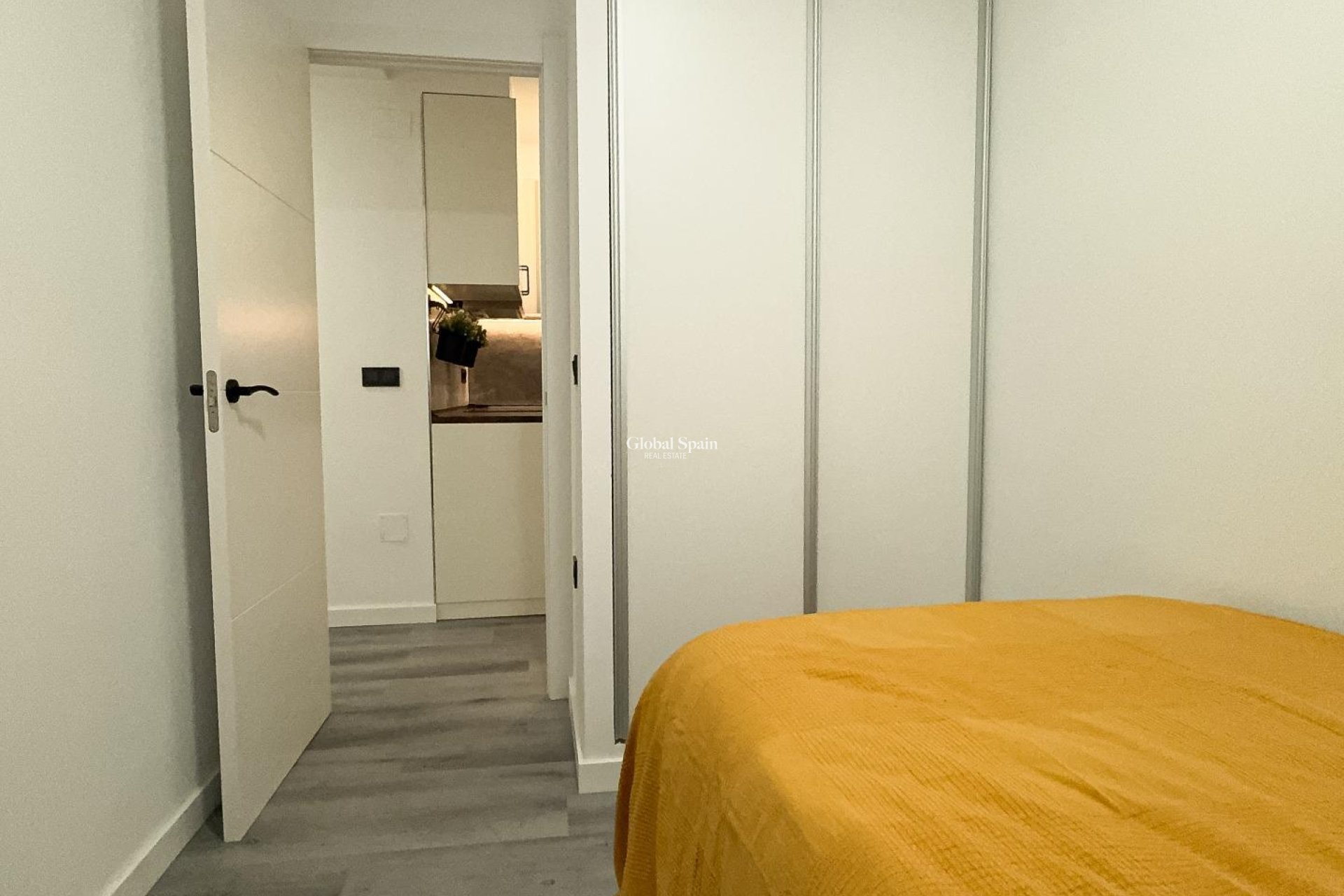 Revente - APPARTEMENT -
TORREVIEJA - Curva Del Palangre