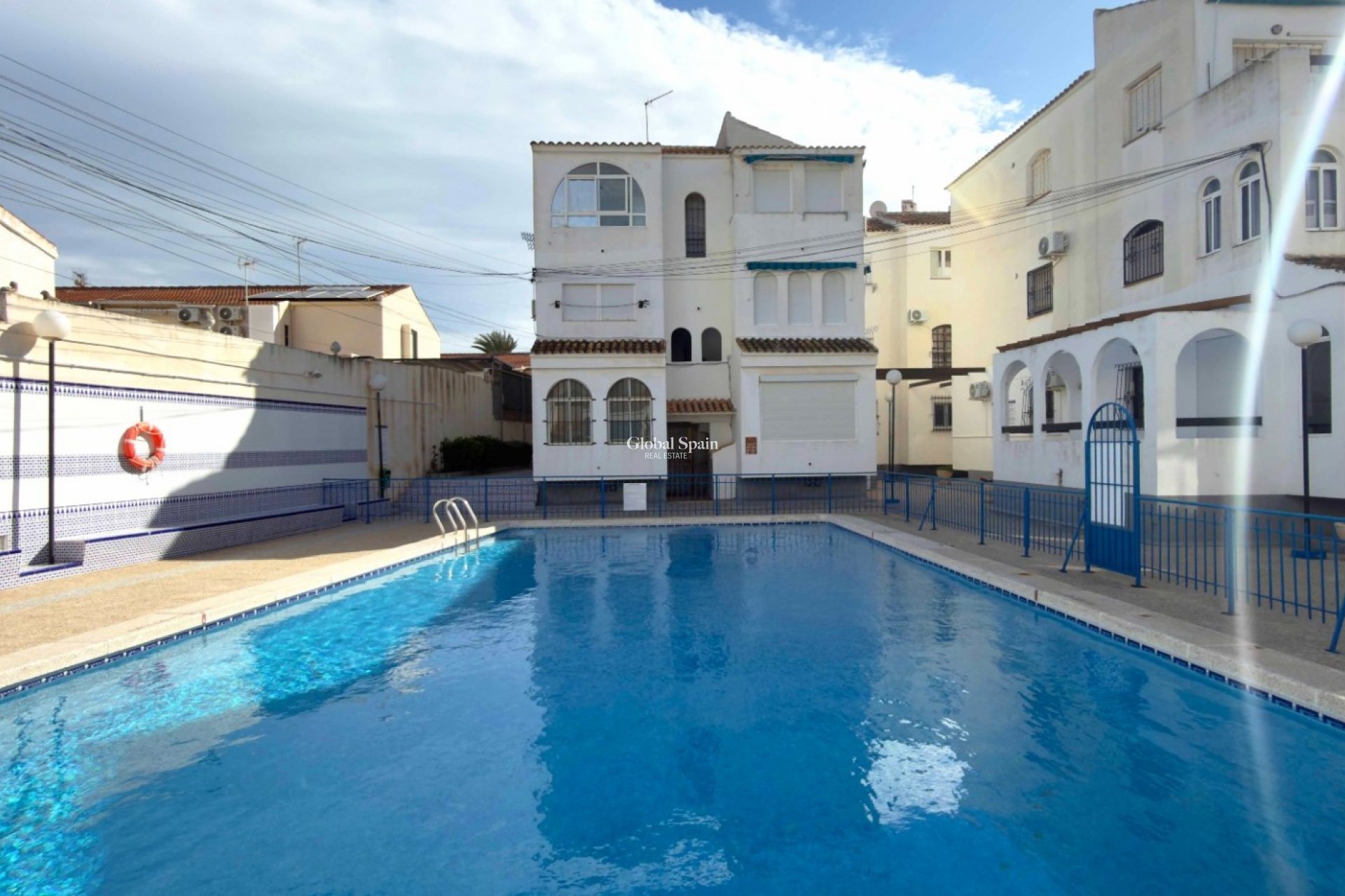 Revente - APPARTEMENT -
TORREVIEJA - El Acequión - Los Náufragos