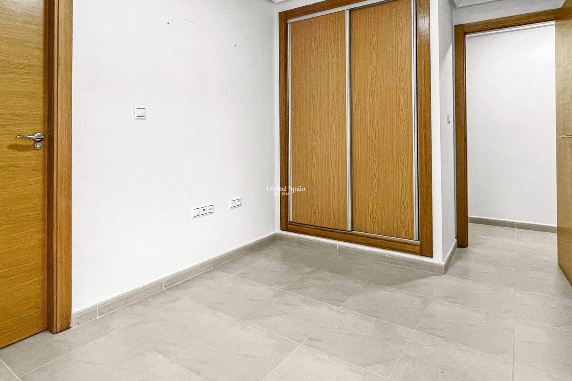 Revente - APPARTEMENT -
TORREVIEJA - El Acequión - Los Náufragos