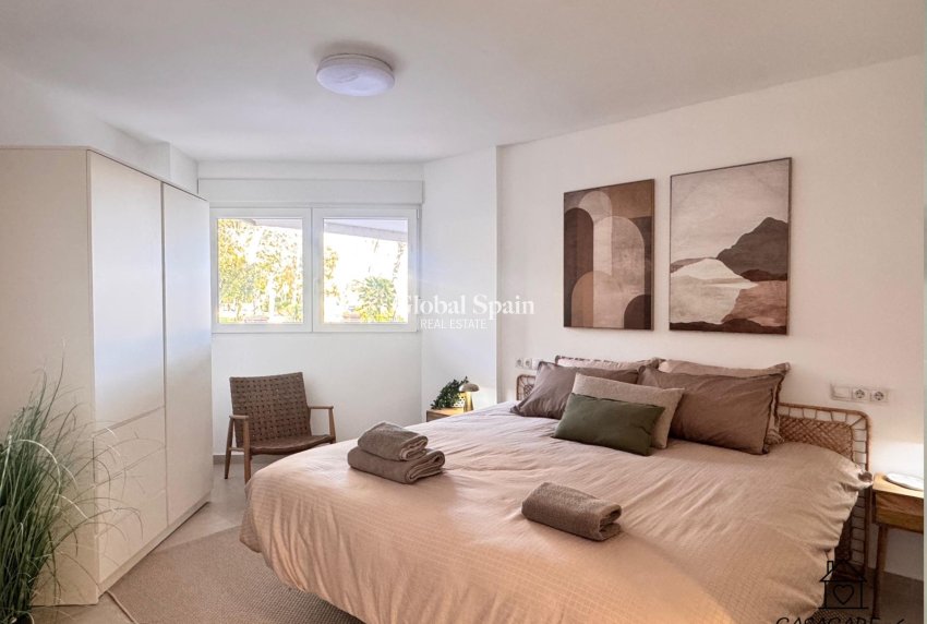 Revente - APPARTEMENT -
TORREVIEJA - El Acequión - Los Náufragos