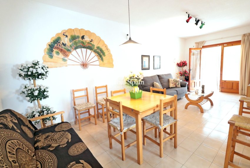 Revente - APPARTEMENT -
TORREVIEJA - El Acequión - Los Náufragos