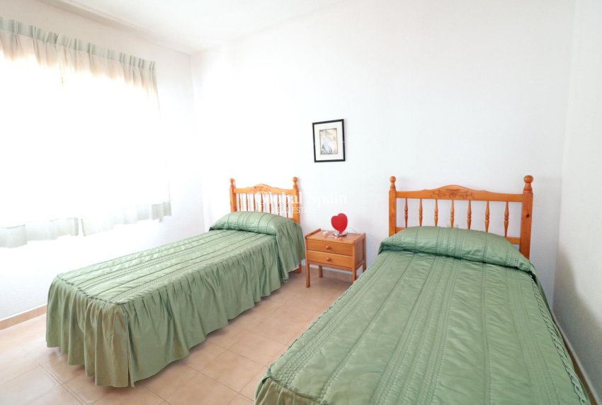 Revente - APPARTEMENT -
TORREVIEJA - El Acequión - Los Náufragos