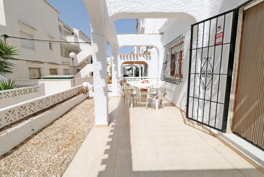 Revente - APPARTEMENT -
TORREVIEJA - El Acequión - Los Náufragos