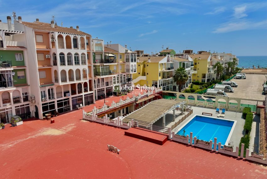 Revente - APPARTEMENT -
TORREVIEJA - El Acequión - Los Náufragos
