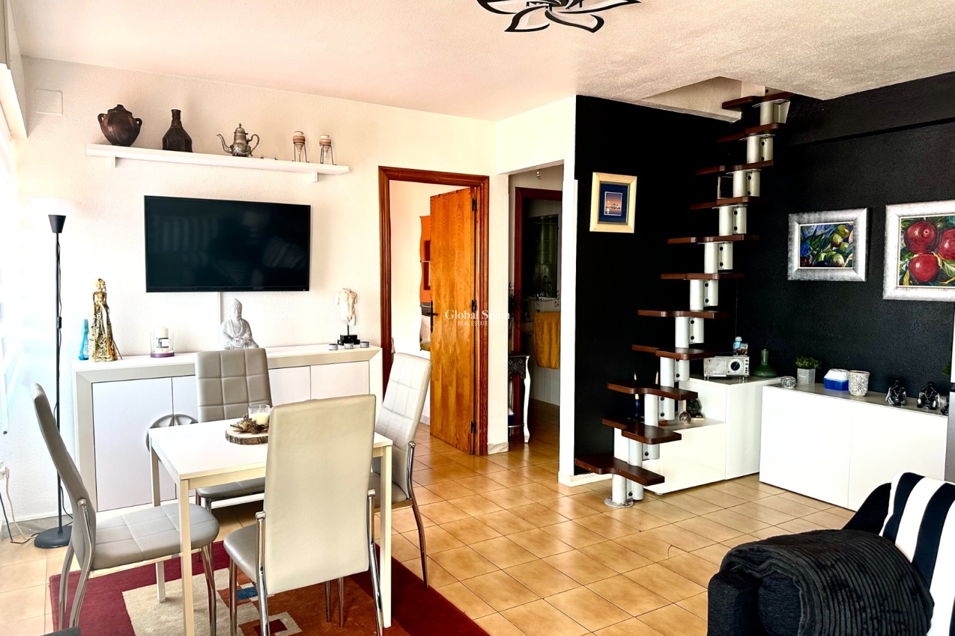 Revente - APPARTEMENT -
TORREVIEJA - El Acequión - Los Náufragos