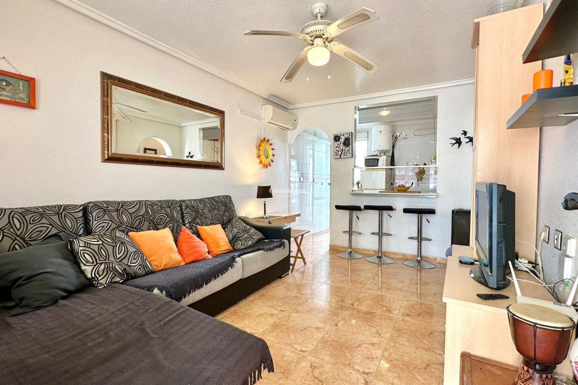 Revente - APPARTEMENT -
TORREVIEJA - El limonar