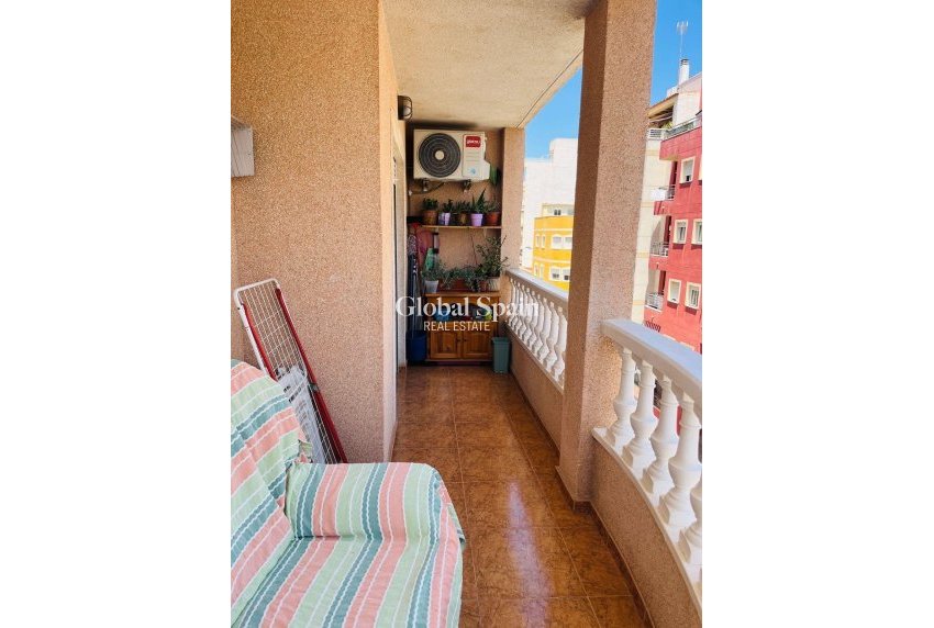 Revente - APPARTEMENT -
TORREVIEJA - El molino