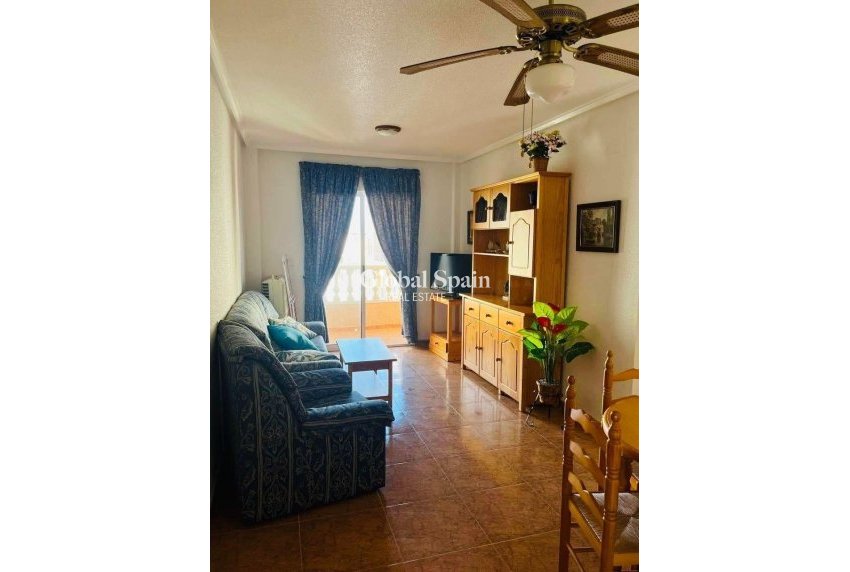 Revente - APPARTEMENT -
TORREVIEJA - El molino