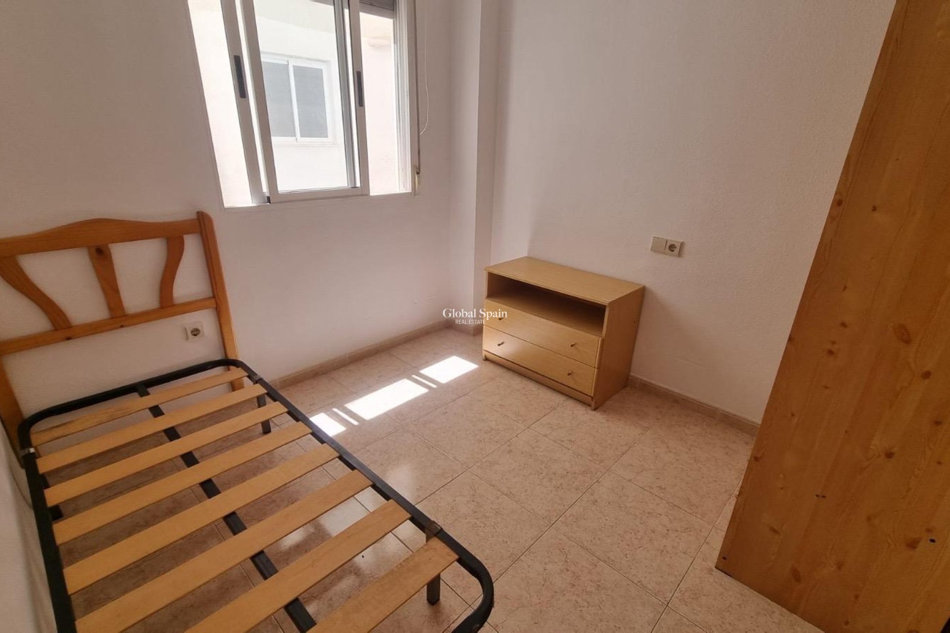 Revente - APPARTEMENT -
TORREVIEJA - El molino