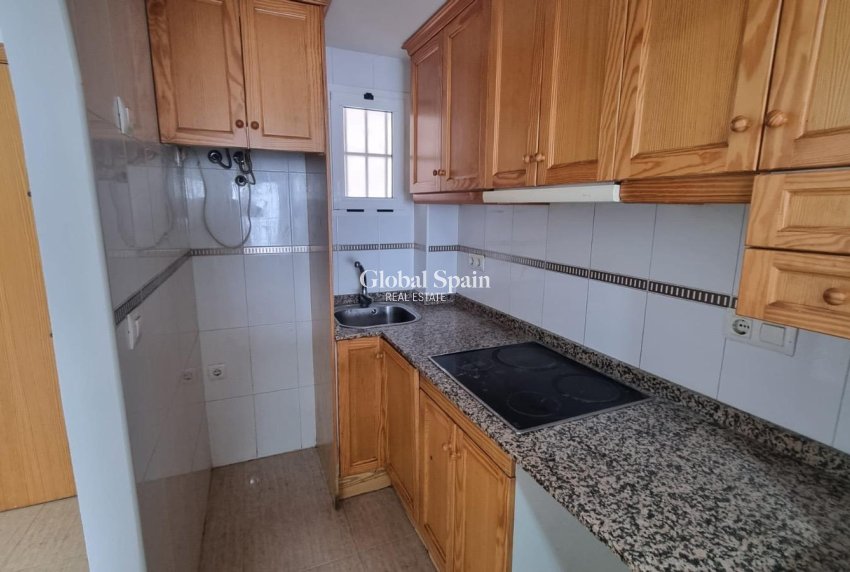 Revente - APPARTEMENT -
TORREVIEJA - El molino