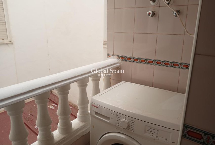 Revente - APPARTEMENT -
TORREVIEJA - El molino