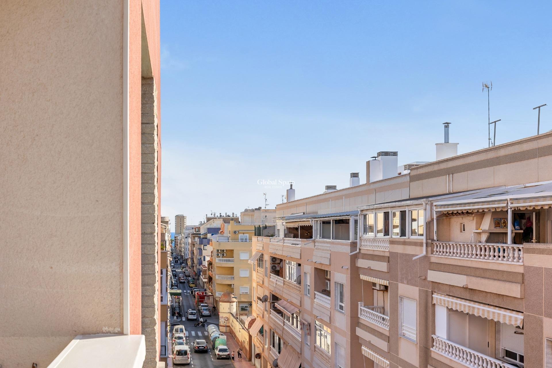 Revente - Appartement -
TORREVIEJA - Estacion de autobuses