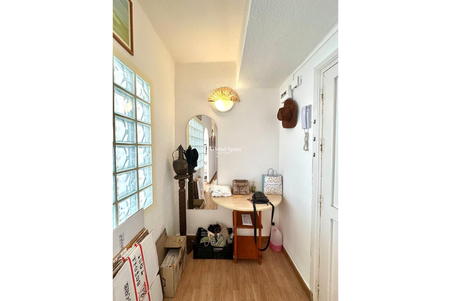 Revente - APPARTEMENT -
TORREVIEJA - Estacion de autobuses