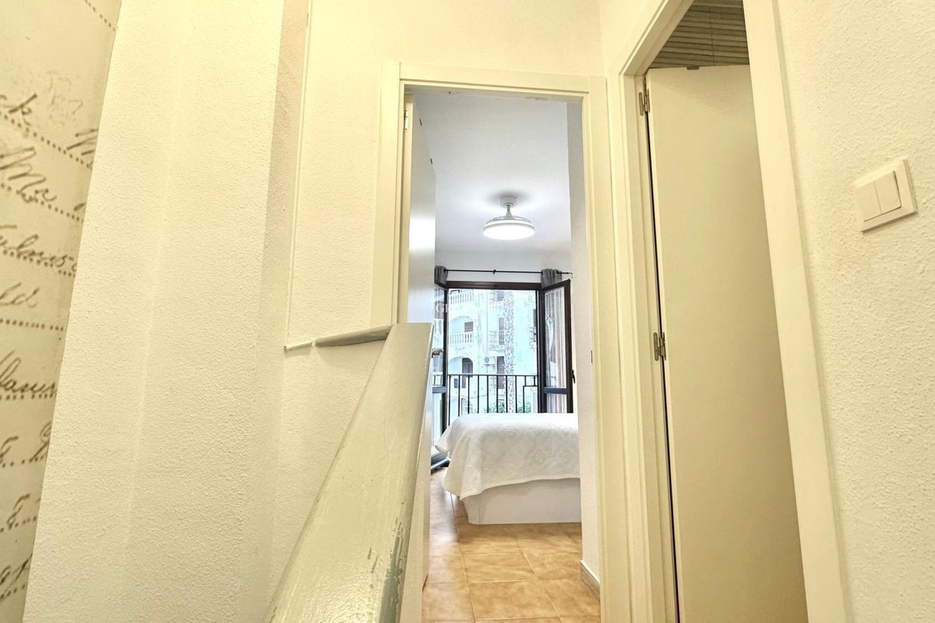 Revente - APPARTEMENT -
TORREVIEJA - Estacion de autobuses