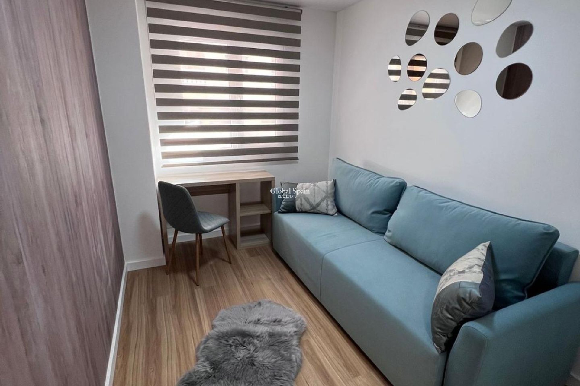 Revente - APPARTEMENT -
TORREVIEJA - Estacion de autobuses