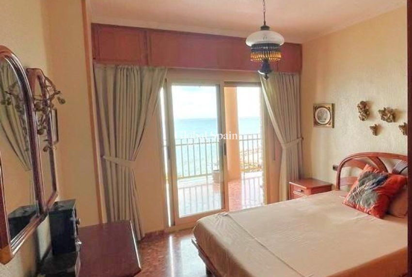 Revente - APPARTEMENT -
TORREVIEJA - Estacion de autobuses