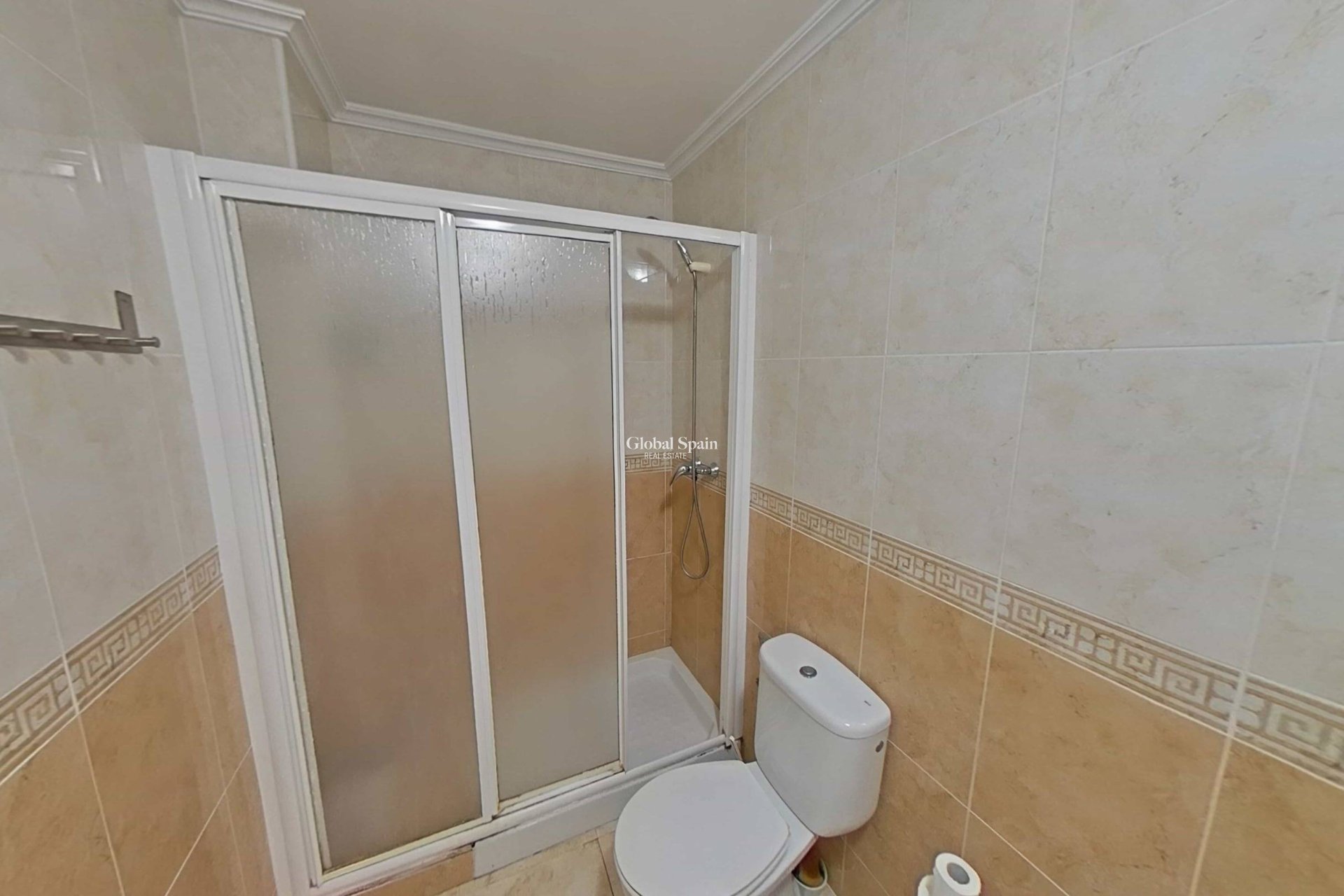 Revente - APPARTEMENT -
TORREVIEJA - Estacion de autobuses