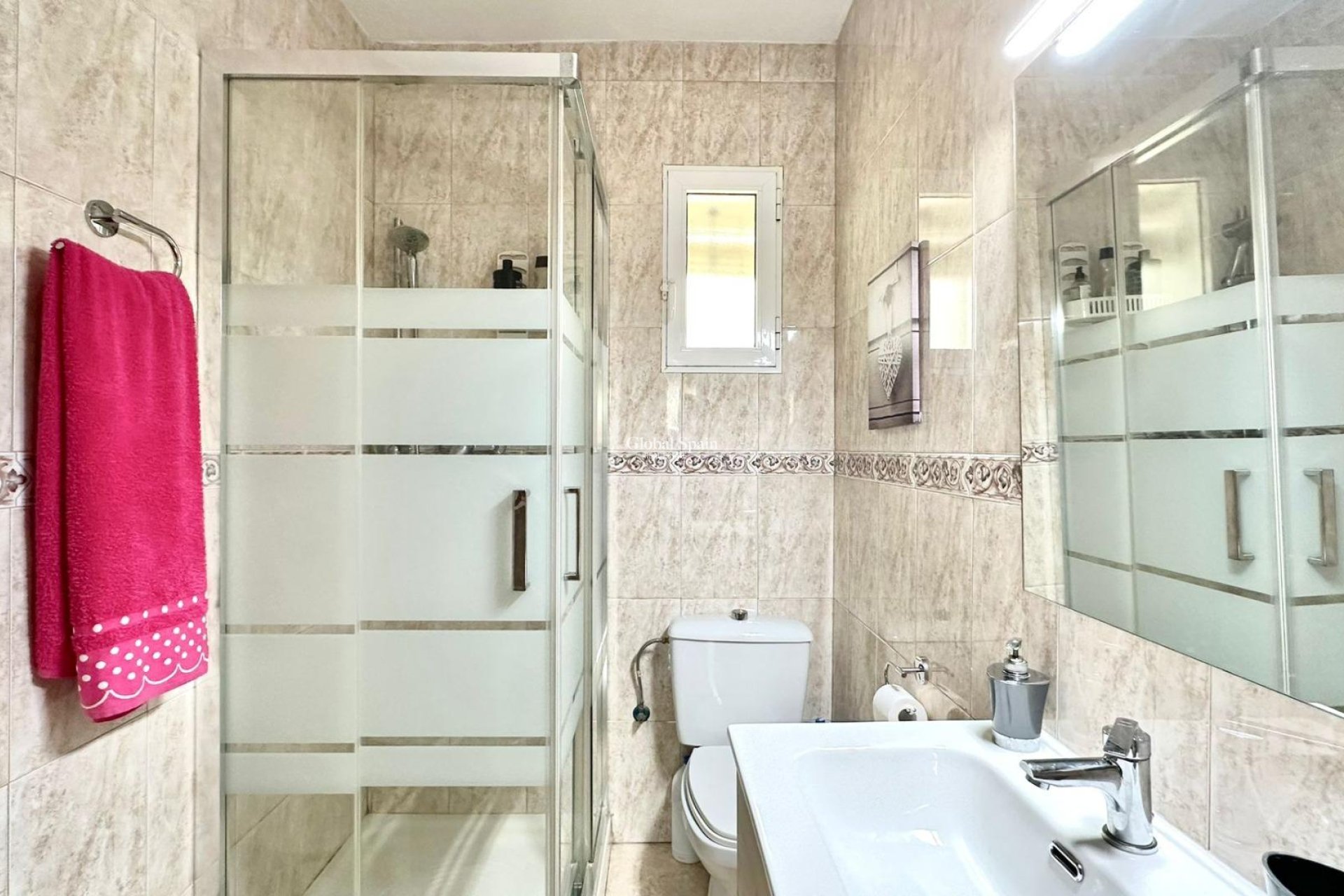 Revente - APPARTEMENT -
TORREVIEJA - Estacion de autobuses