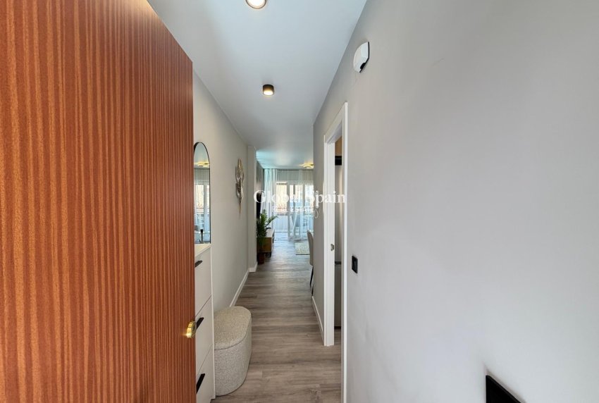 Revente - APPARTEMENT -
TORREVIEJA - Estacion de autobuses