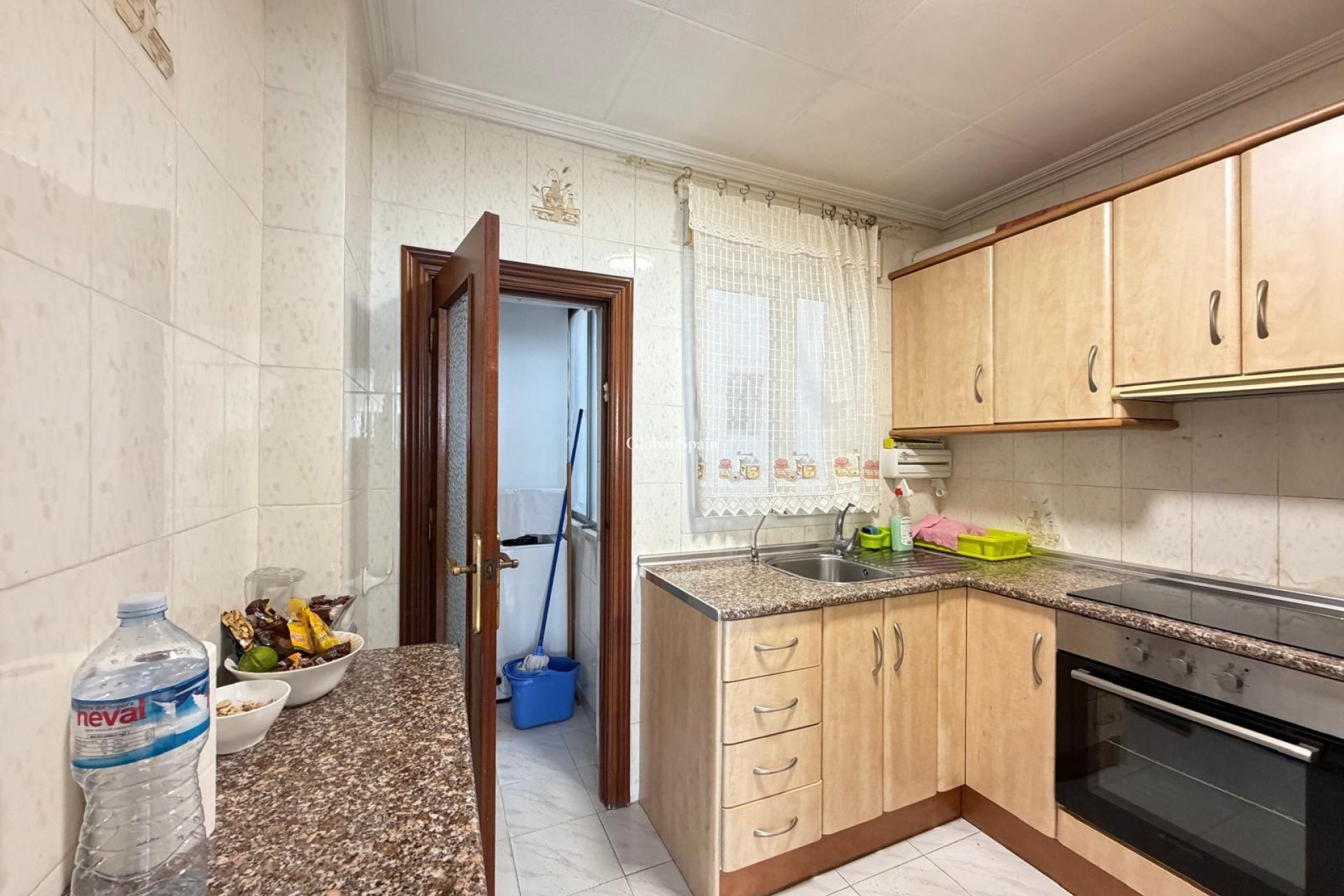 Revente - APPARTEMENT -
TORREVIEJA - Estacion de autobuses
