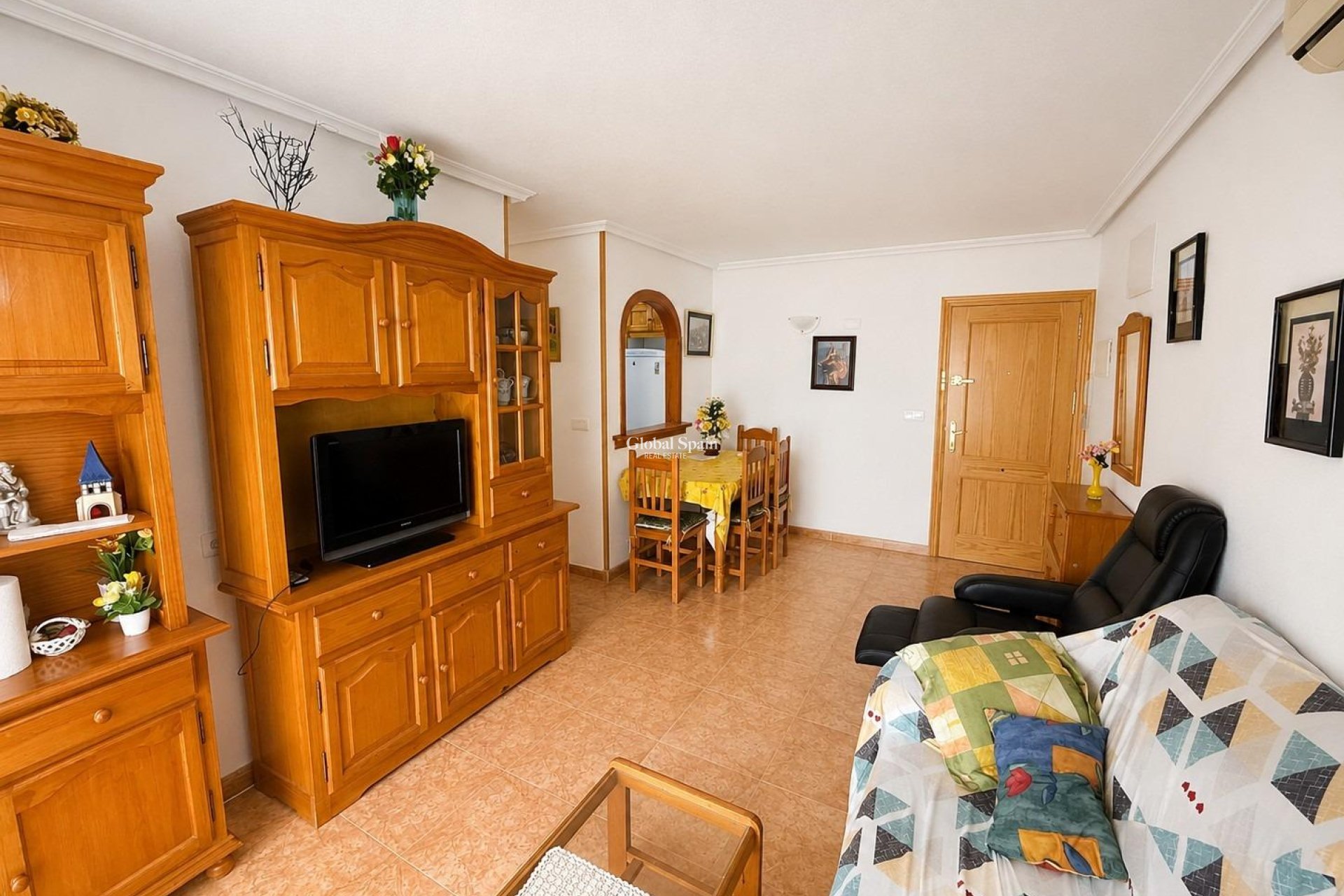 Revente - APPARTEMENT -
TORREVIEJA - Estacion de autobuses
