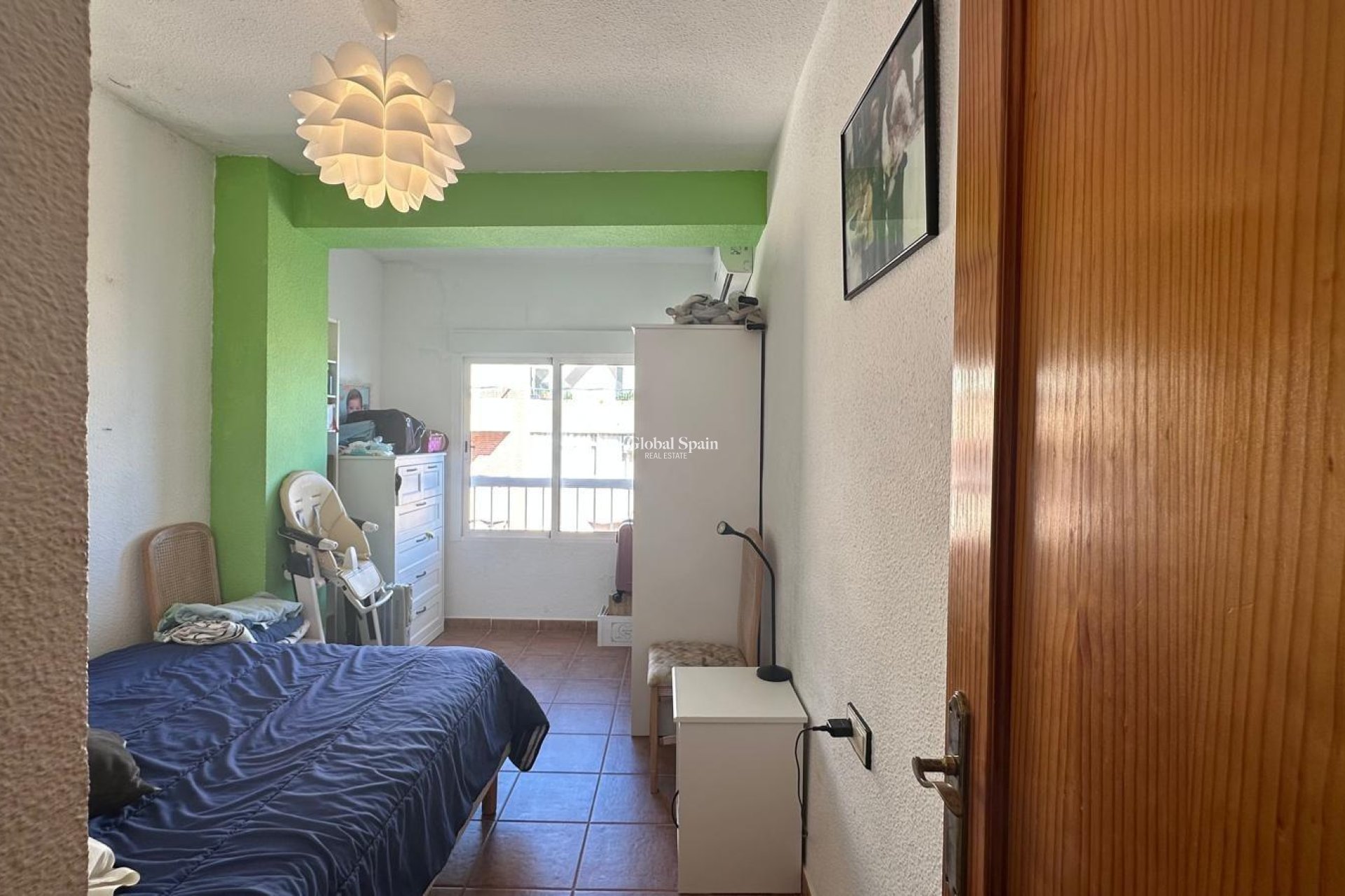 Revente - APPARTEMENT -
TORREVIEJA - Estacion de autobuses