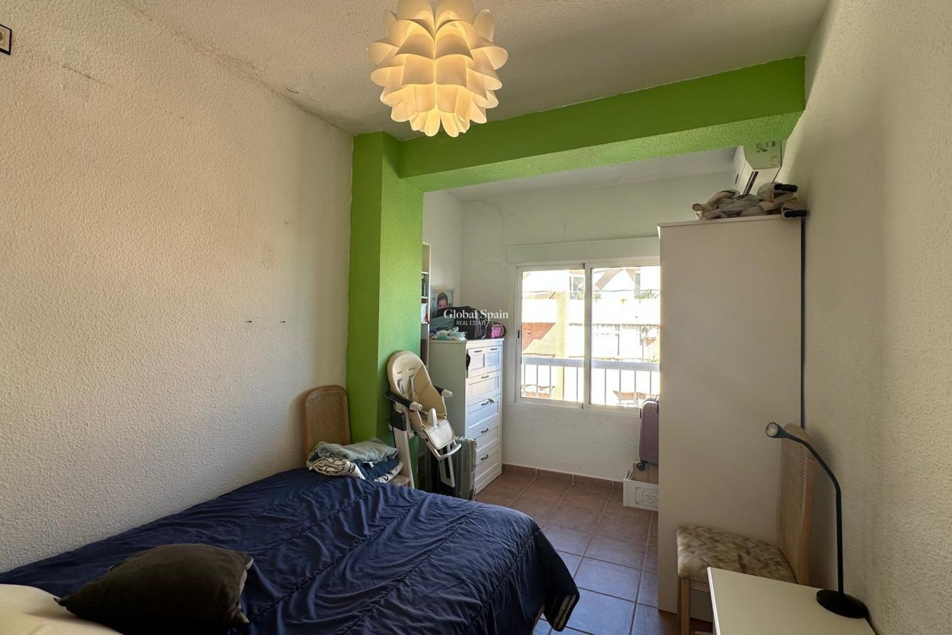 Revente - APPARTEMENT -
TORREVIEJA - Estacion de autobuses
