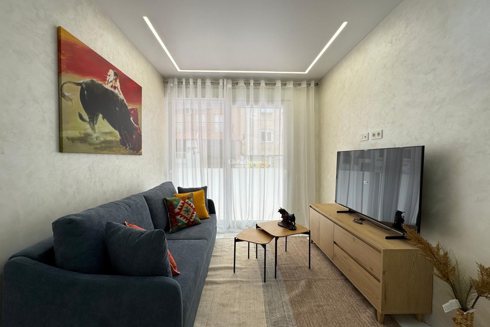 Revente - APPARTEMENT -
TORREVIEJA - Estacion de autobuses