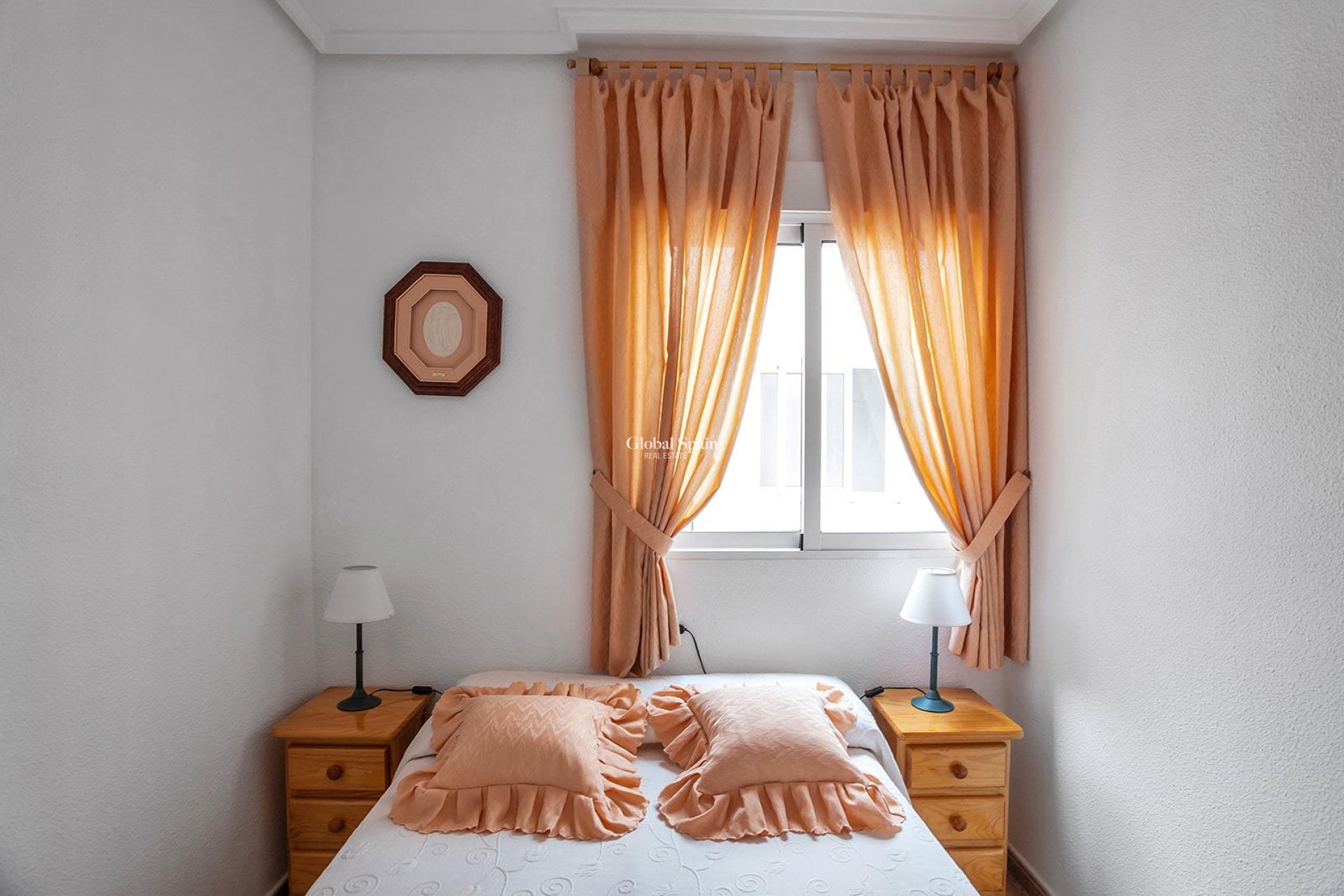 Revente - APPARTEMENT -
TORREVIEJA - Estacion de autobuses