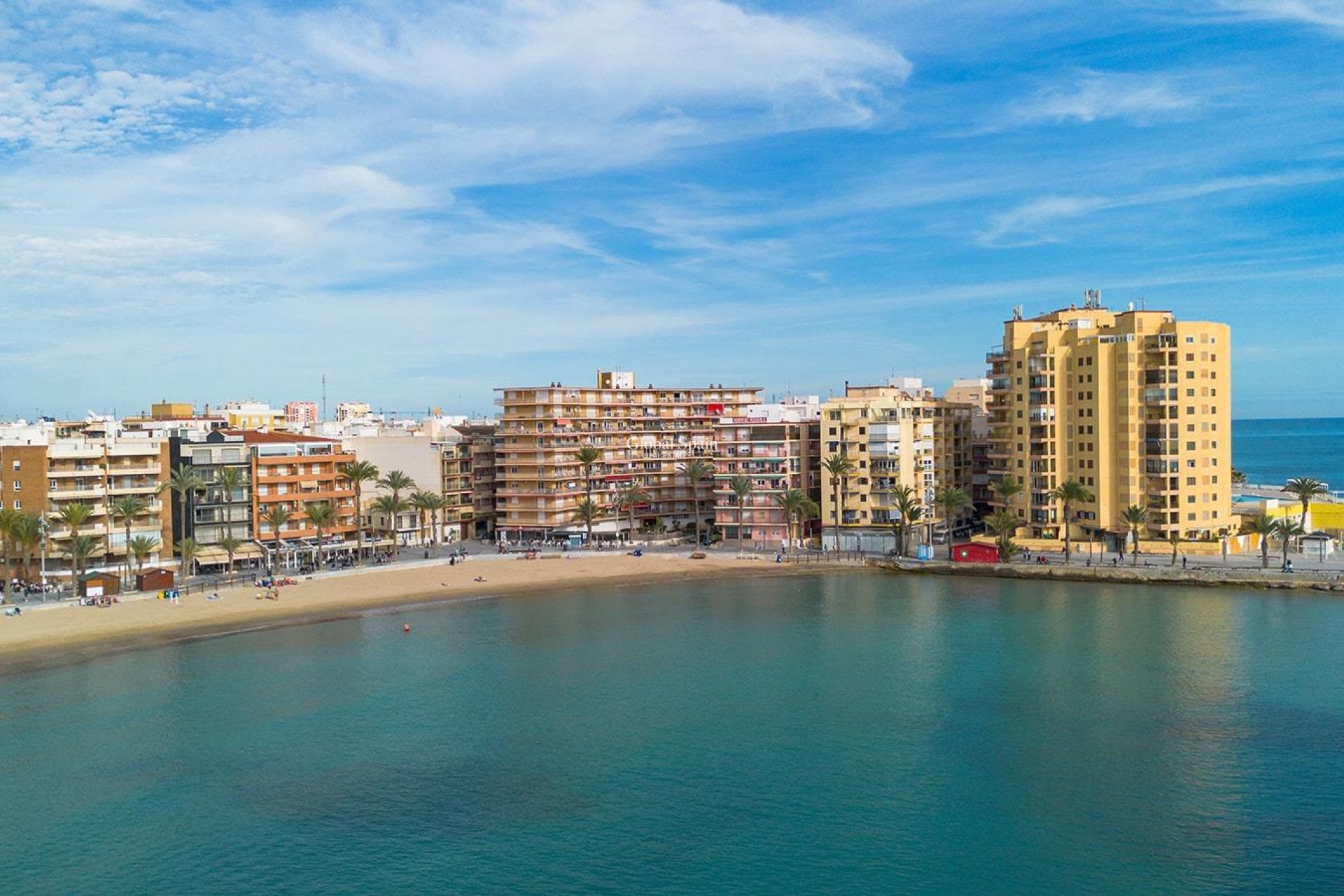 Revente - APPARTEMENT -
TORREVIEJA - Estacion de autobuses