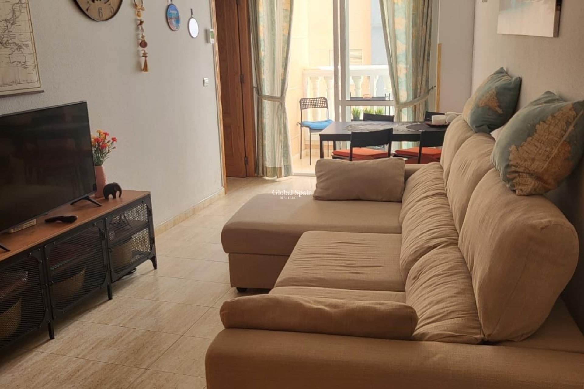 Revente - APPARTEMENT -
TORREVIEJA - Estacion de autobuses