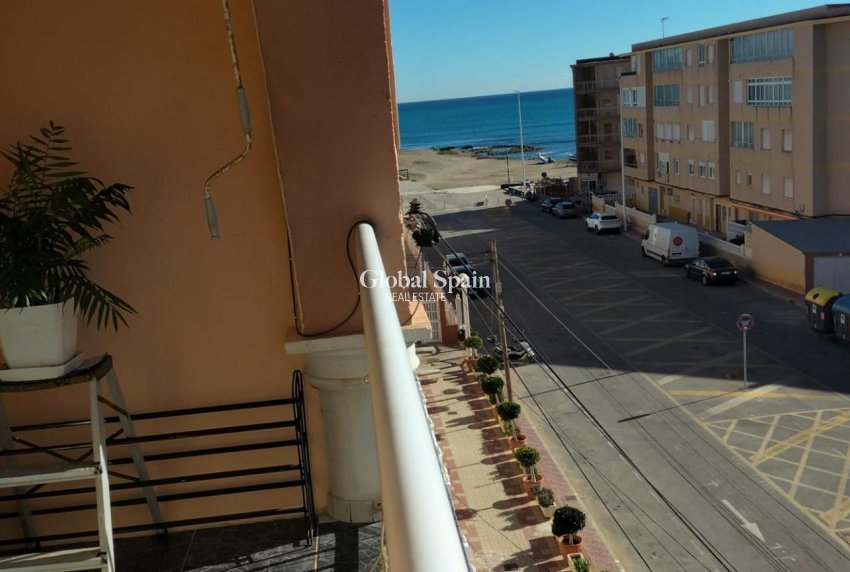 Revente - APPARTEMENT -
TORREVIEJA - Gaspar Perrelló