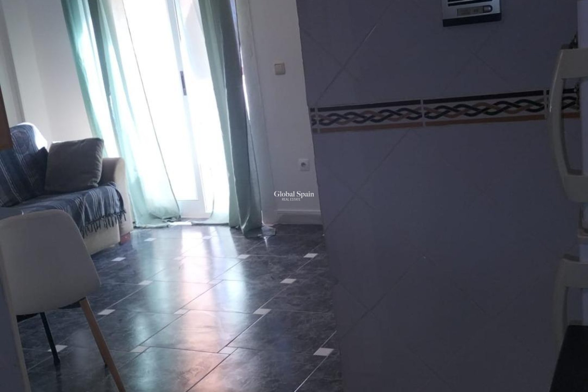 Revente - APPARTEMENT -
TORREVIEJA - Gaspar Perrelló