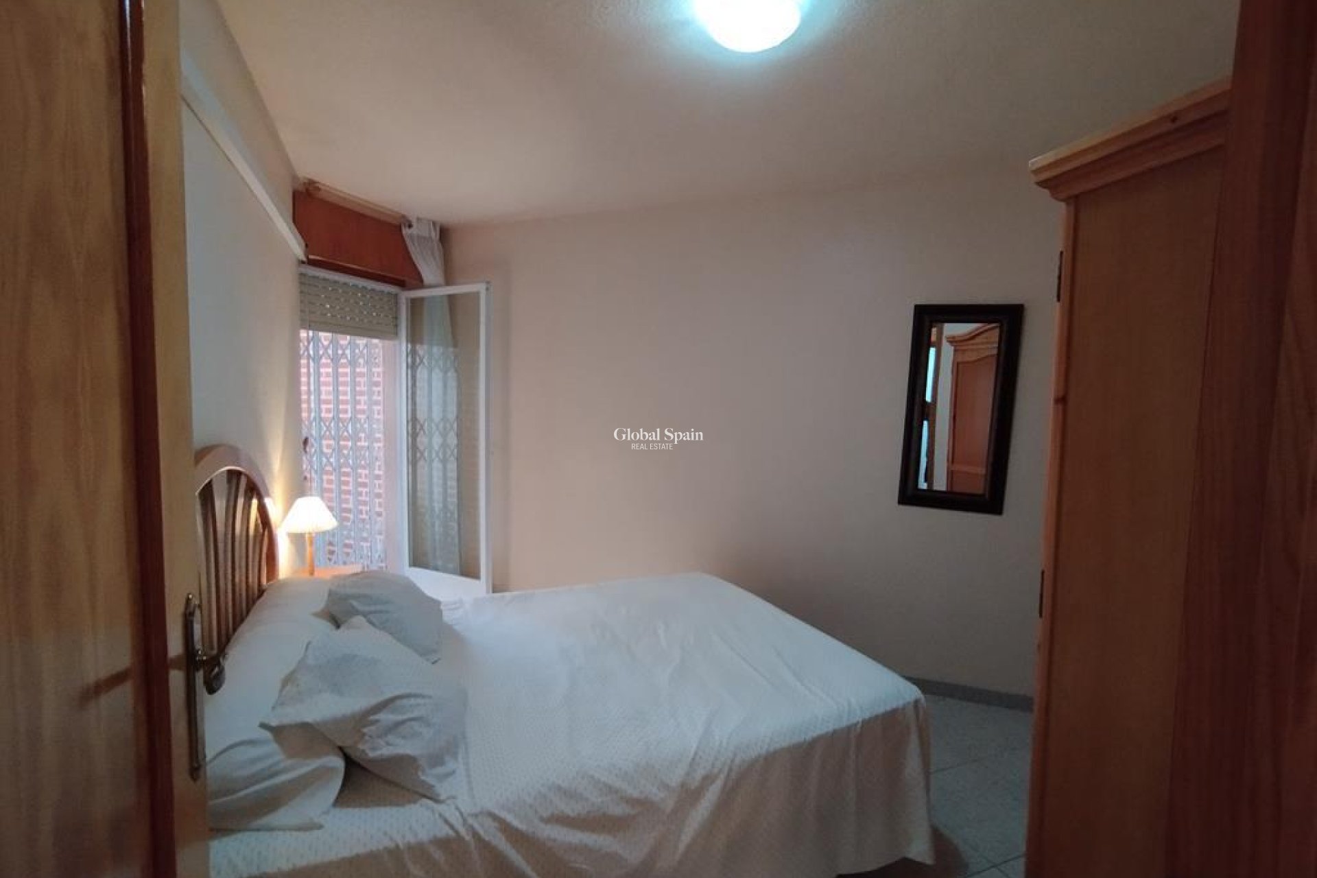 Revente - APPARTEMENT -
TORREVIEJA - HABANERAS PLAZA SANTA MARIA