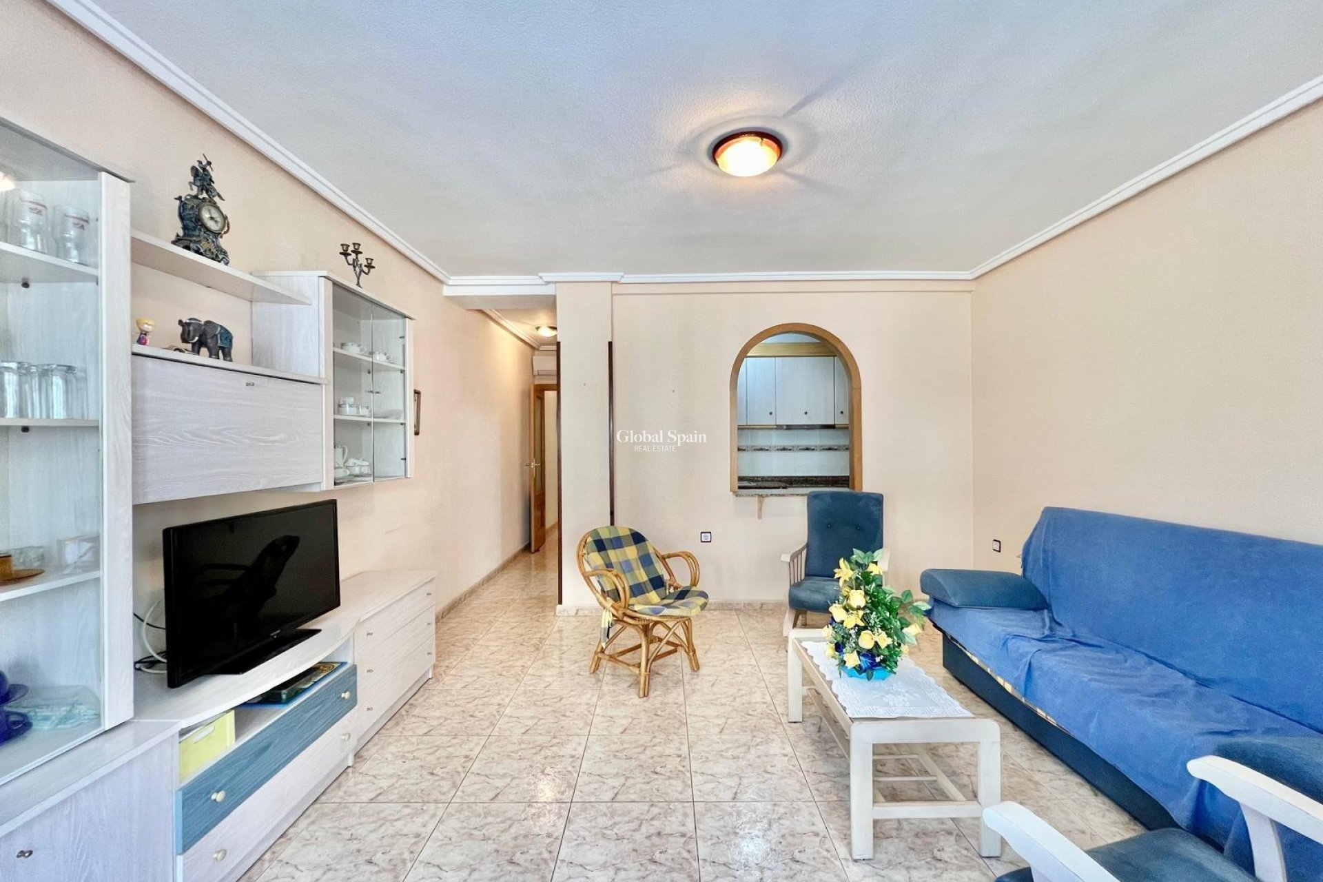 Revente - APPARTEMENT -
TORREVIEJA - Habaneras